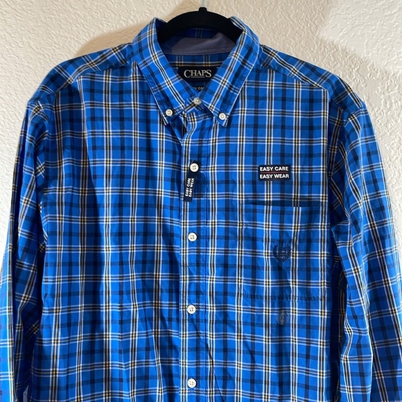 Chaps Blue Plaid Easy Care Button Front Long Sleeves Pocket Shirt Size Large NEW - Picture 2 of 10